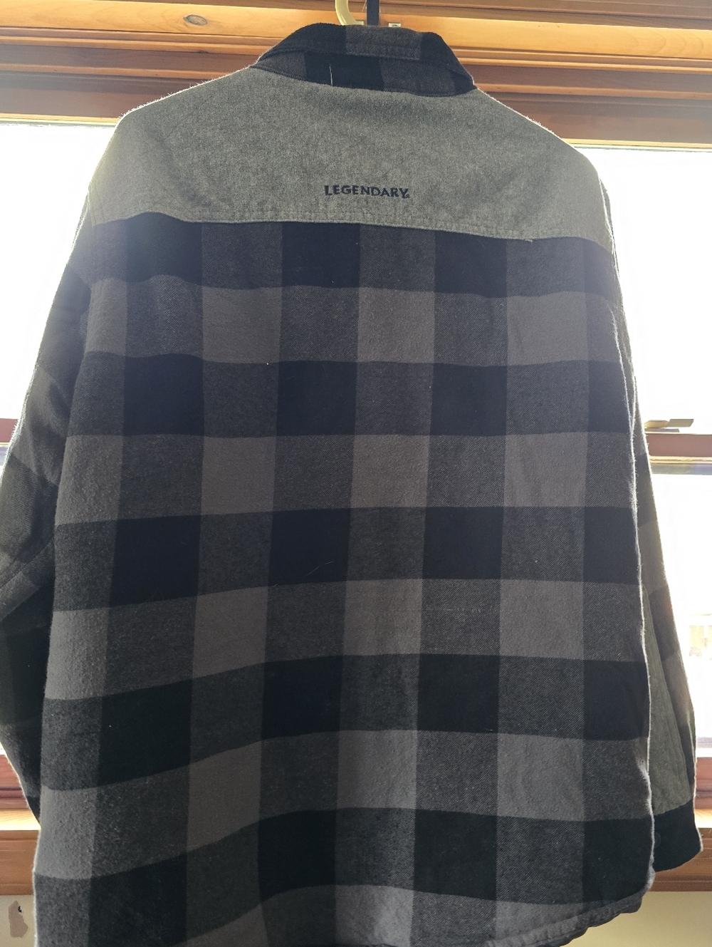 Legendary Whitetails Jacket - Picture 4 of 4